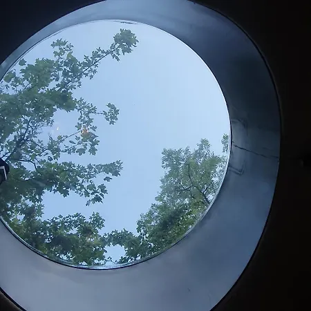 Luxury tent Citerne Lit Oeuvre D Art Refuge