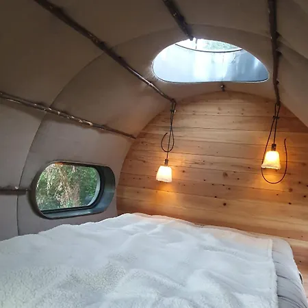 Citerne Lit Oeuvre D Art Refuge Luxury tent